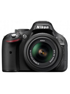 Nikon D5200 + 18 55mm