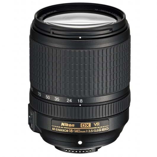 Lente Nikon AFS 18-140mm f/3.5-5.6G ED VR DX